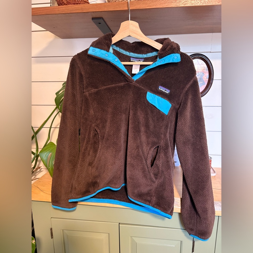 Patagonia Brown Snap-T Fleece Pullover with Blue Trim – Women’s Small